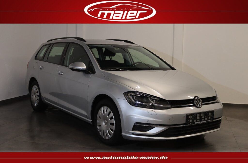 Volkswagen Golf 2.0 TDI DSG Comfortline-Navi-LED-SHZ-PDC-